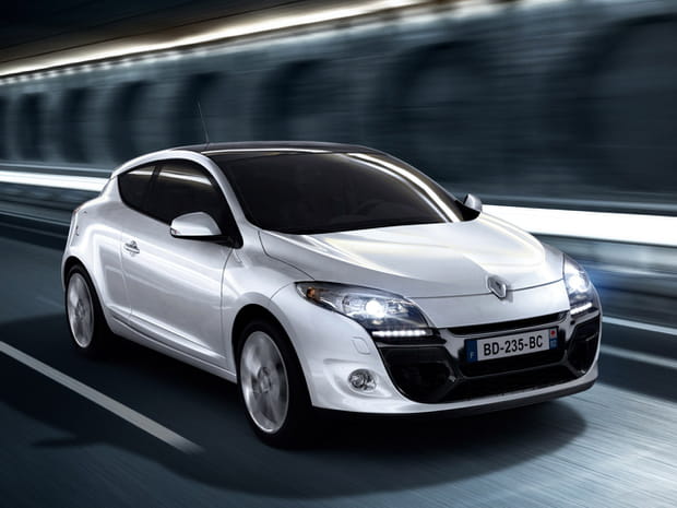Numéro 9 ex aequo : Renault Mégane 3