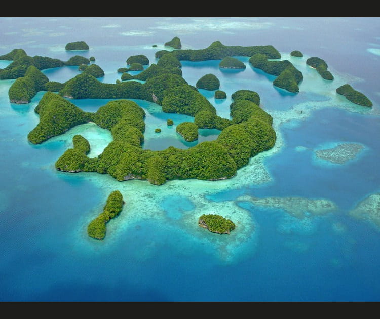 &Icirc;les d&eacute;sertes paradiaques