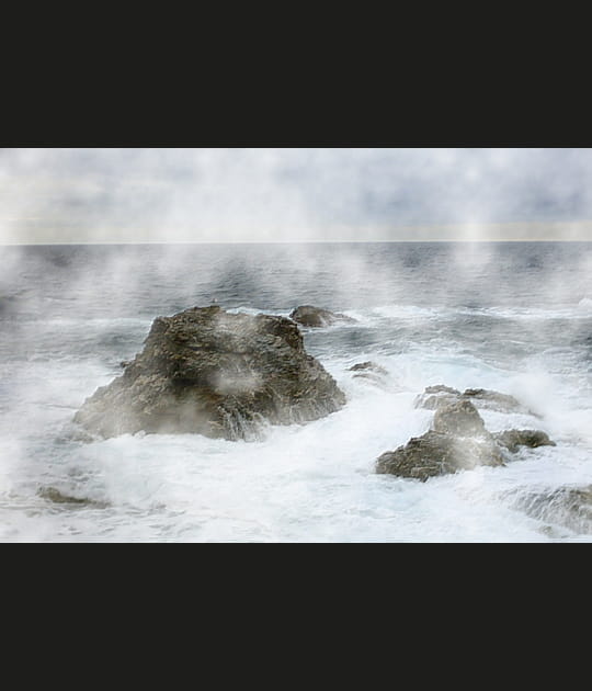 Ecume dans la brume