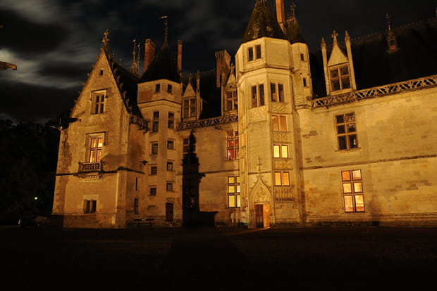 Week-end murder party