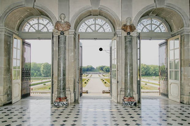 Le Grand Salon s'ouvre sur les jardins