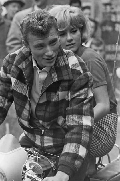 Avec Sylvie Vartan en moto