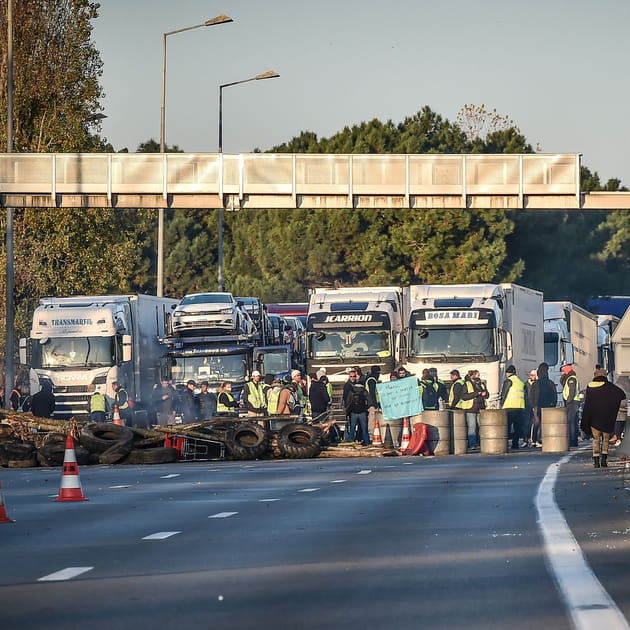 Une &quot;gilet jaune&quot; tu&eacute;e &agrave; Pont-de-Beauvoisin