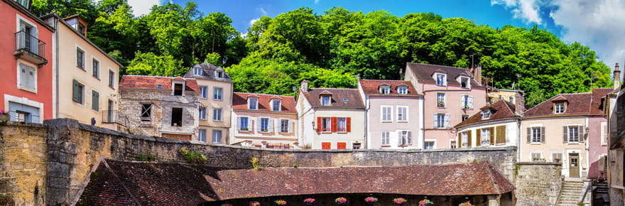 &quot;Personne ne sait d'o&ugrave; vient l'eau&quot;, cette immense fosse naturelle intrigue depuis des si&egrave;cles