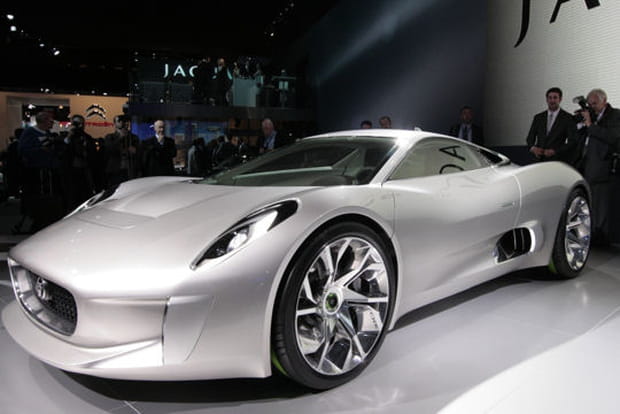 Jaguar CX-75 : le plus beau concept-car du Mondial de Paris