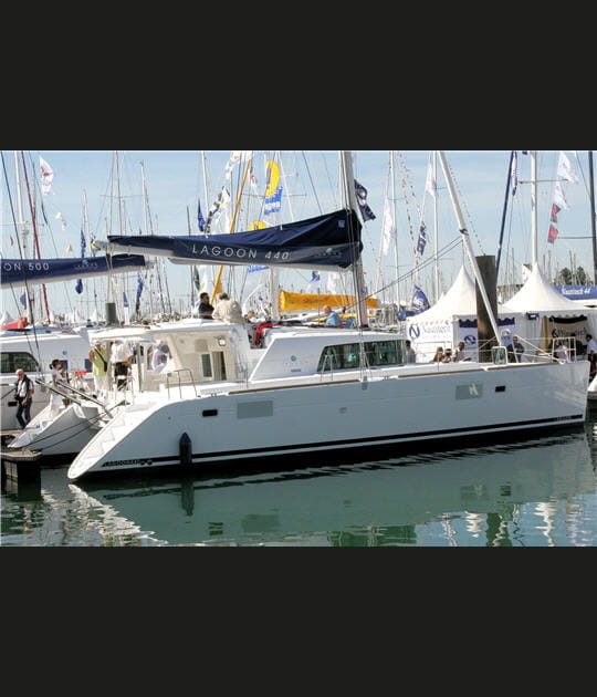 Le Lagoon 440