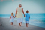 Trop de grands-parents disent ces 5 phrases à leurs petits-enfants, c'est une terrible erreur selon des psychologues