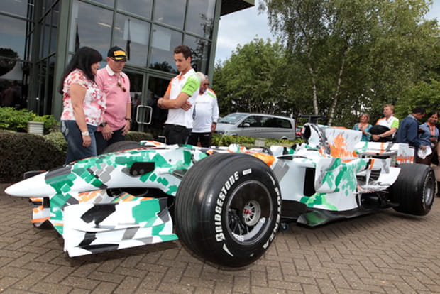 Force India Formula One Racing Car de 2008