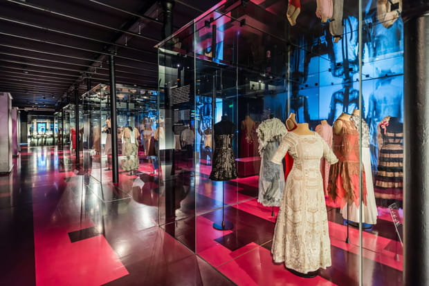 Admirer l'art de la dentelle à Calais