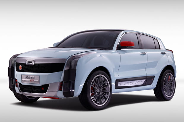 Qoros 2 PHEV
