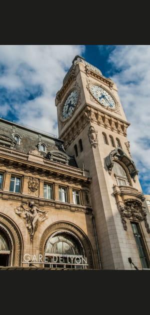 9e : Parking Paris Gare de Lyon Chalon Sud (4,70&euro;/h)