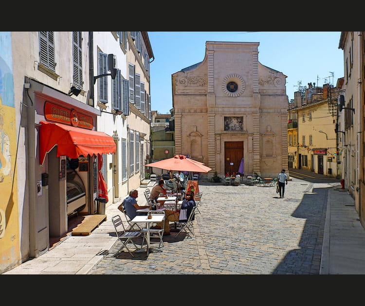 Centre ville couleurs Mistral