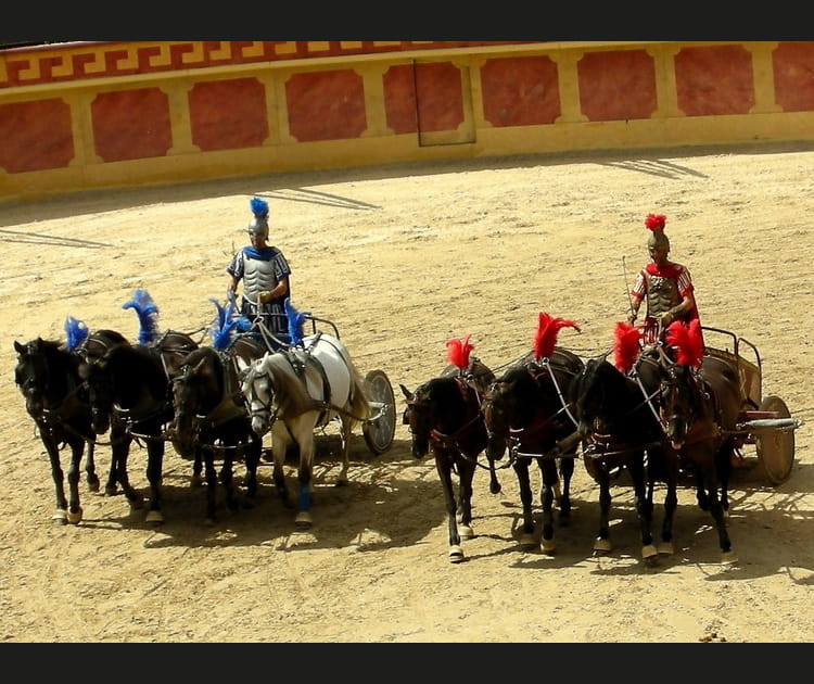 4e : Le Puy du Fou, Les &Eacute;pesses