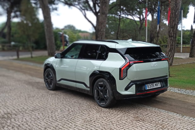 KIA EV3 : on a apprécié la conduite douce et silencieuse