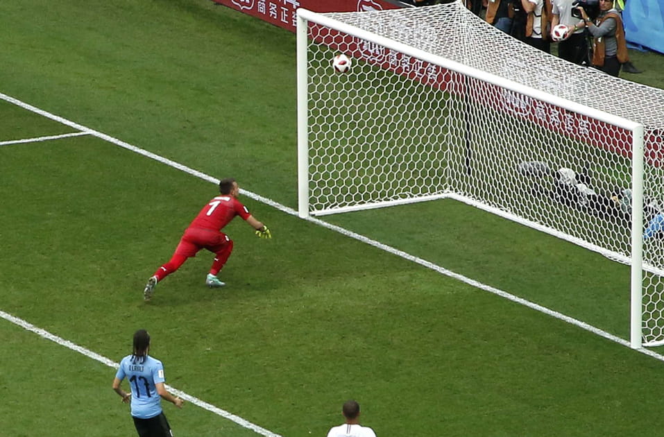 La France m&egrave;ne 2-0