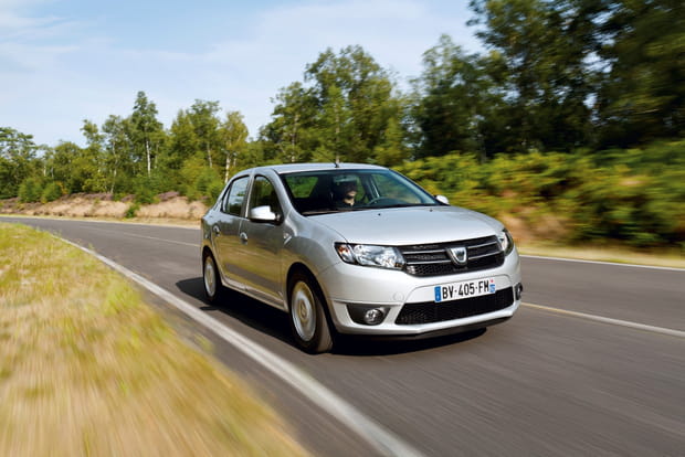 1ere berline compacte la moins chère : Dacia Logan