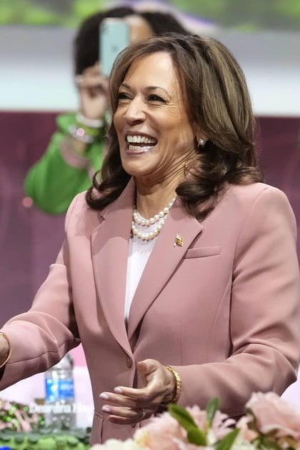 Kamala Harris militante d'Alpha Kappa Alpha, un collectif politique pas comme les autres