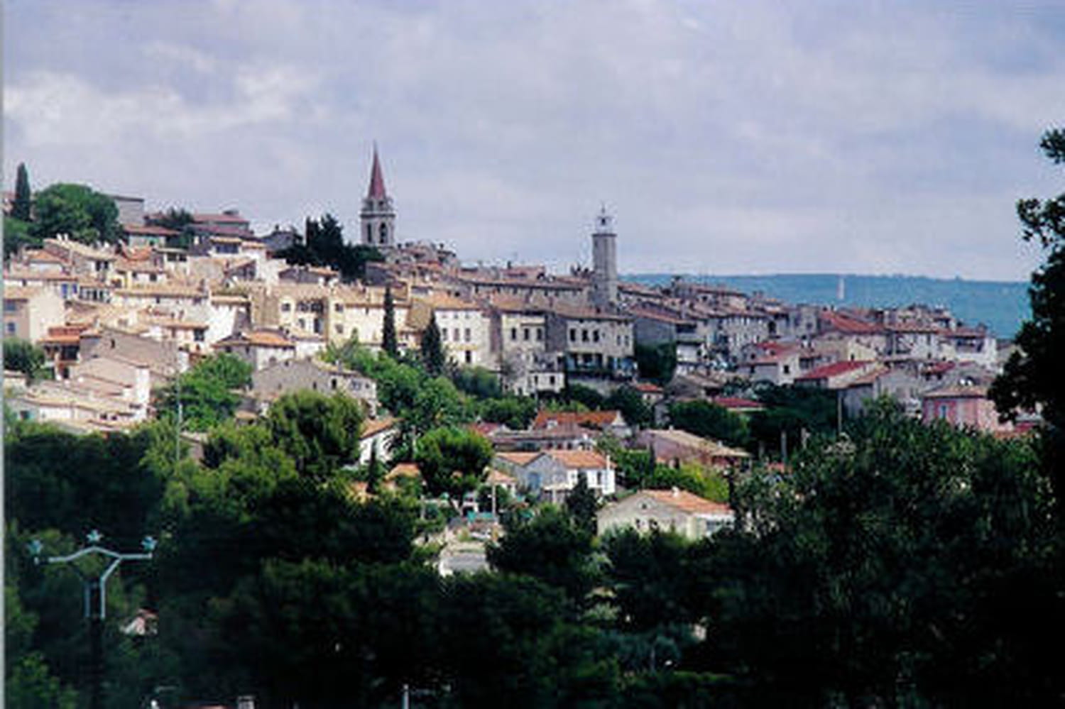 Duels droite-FN partout à Toulon