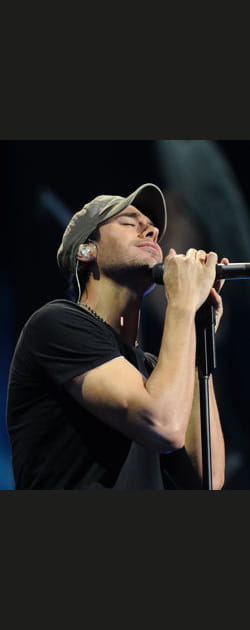 Enrique Iglesias nu en ski nautique