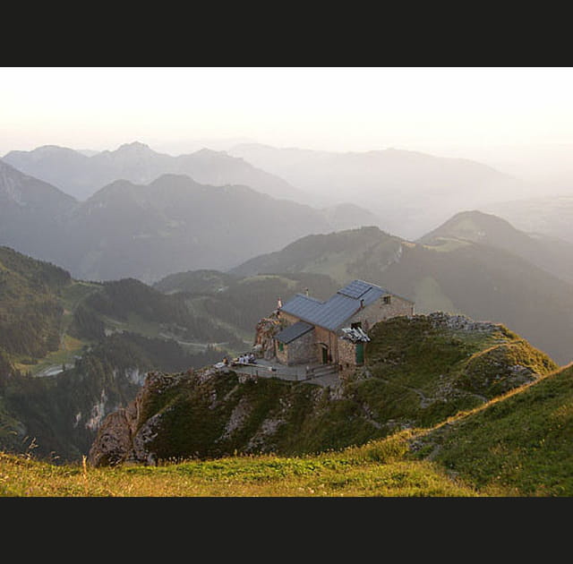 Le refuge de la dent d'Oche