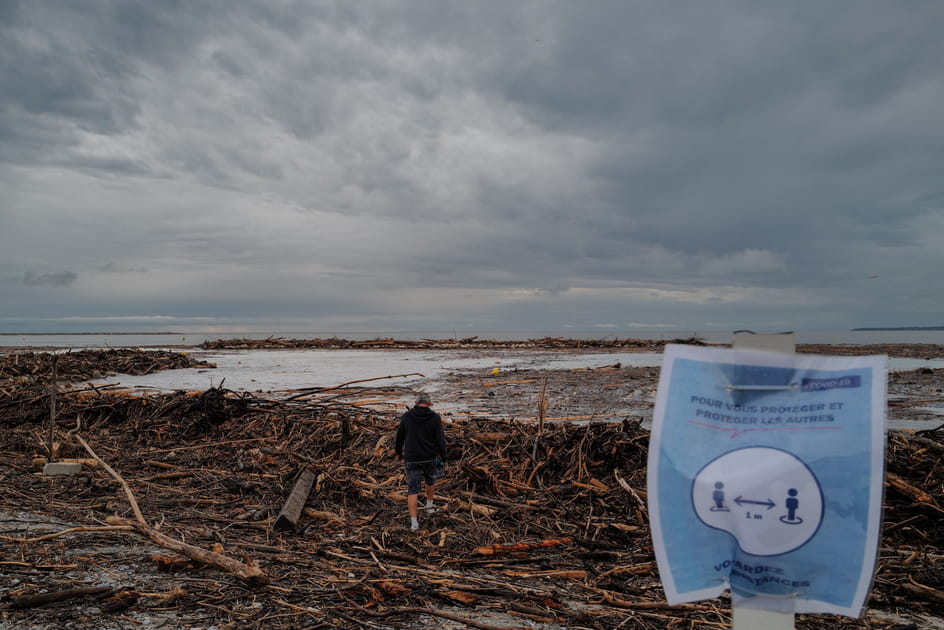 Plage apr&egrave;s la temp&ecirc;te