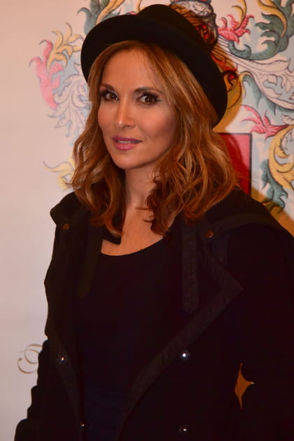 H&eacute;l&egrave;ne S&eacute;gara, chanteuse et jur&eacute;e