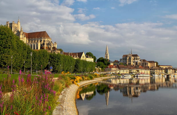 Le long des quais à Auxerre