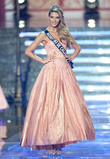 Miss France en robe de soir&eacute;e