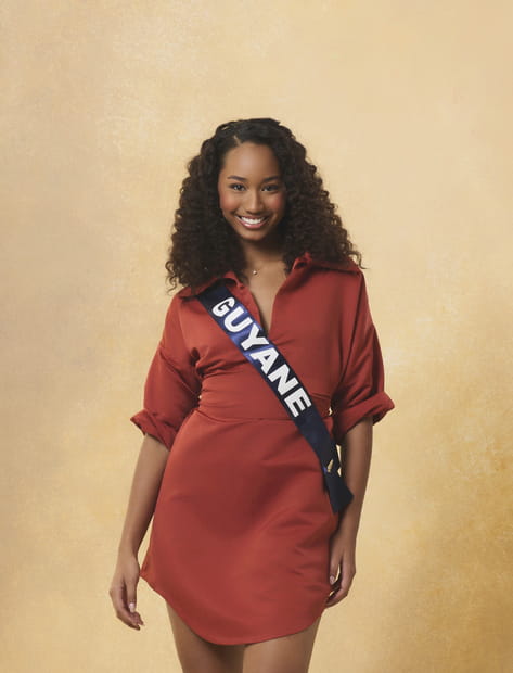 Les portraits officiels des candidates à Miss France : Miss Guyane
