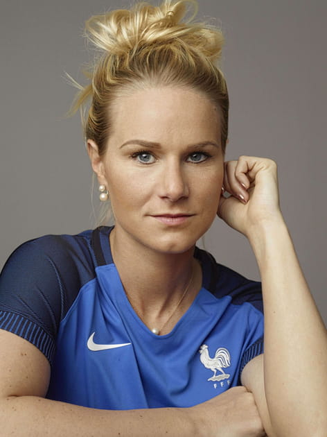 Amandine Henry (milieu de terrain)