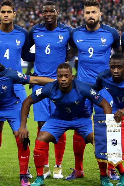 Patrice Evra rend visite aux Bleus