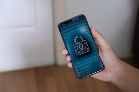 Saviez-vous que les t&eacute;l&eacute;phones Samsung disposent d'un bouton cach&eacute; pour masquer les photos&nbsp;?