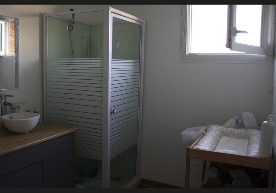 La salle de bain apr&egrave;s les travaux