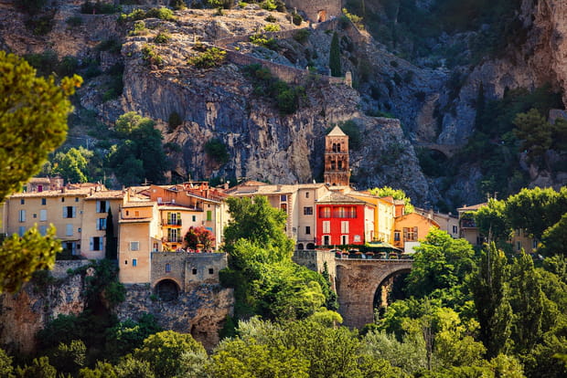 Moustiers-Sainte-Marie et ses multiples coins romantiques