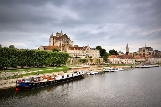 Voguer à bord d'une péniche-hôtel