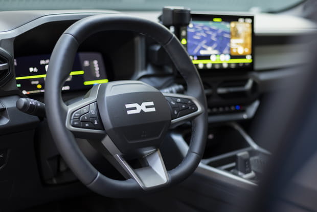 Dacia Bigster : un tableau de bord numérique plus grand sur certaines finitions