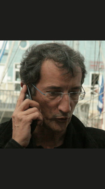 Fran&ccedil;ois Lamy, charg&eacute; des relations avec le parti