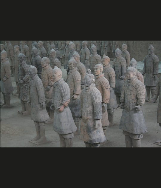 Une arm&eacute;e &agrave; hauteur d'homme
