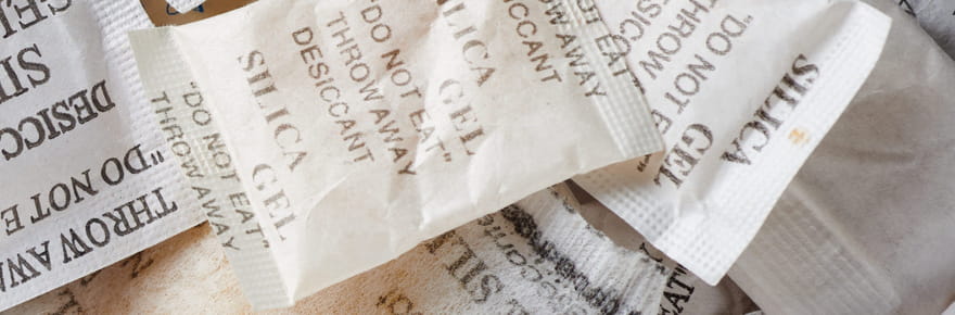 Ne les mettez plus jamais &agrave; la poubelle&nbsp;: ces petits sachets gratuits peuvent vous &eacute;viter bien des probl&egrave;mes