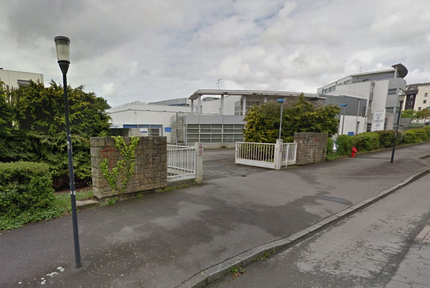 Lorient : des caméras découvertes dans les toilettes pour femmes de l'IUT