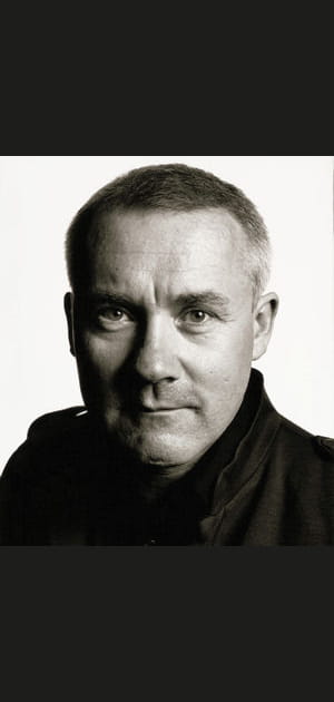 15e. ex aequo Damien Hirst