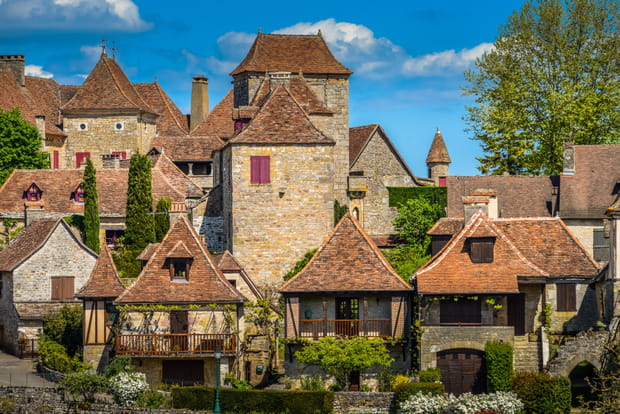 Loubressac, une vue plongeante sur trois vallées de la Dordogne