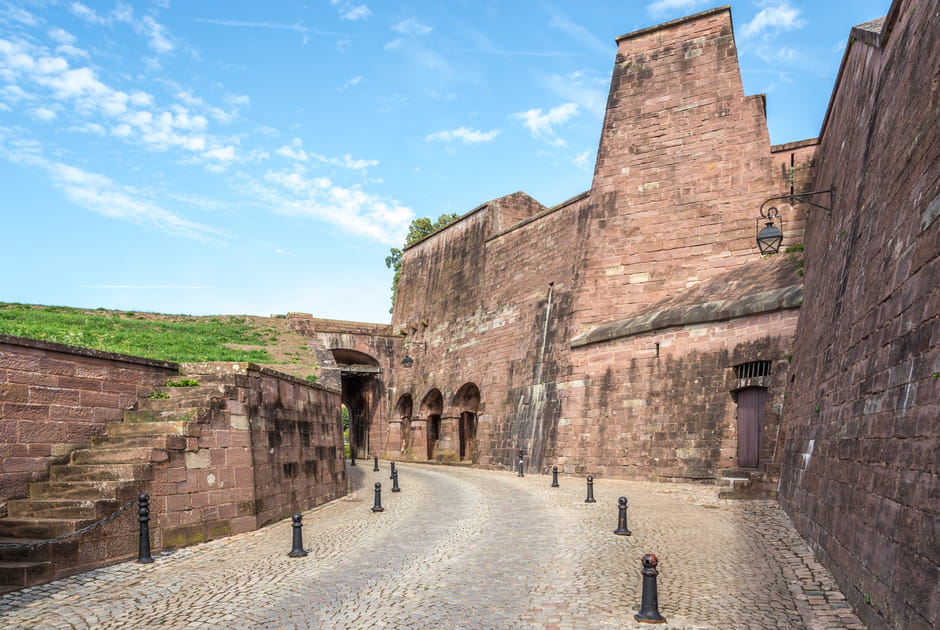 A l'int&eacute;rieur de la citadelle