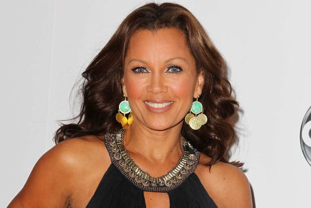 Vanessa Williams : seule à table