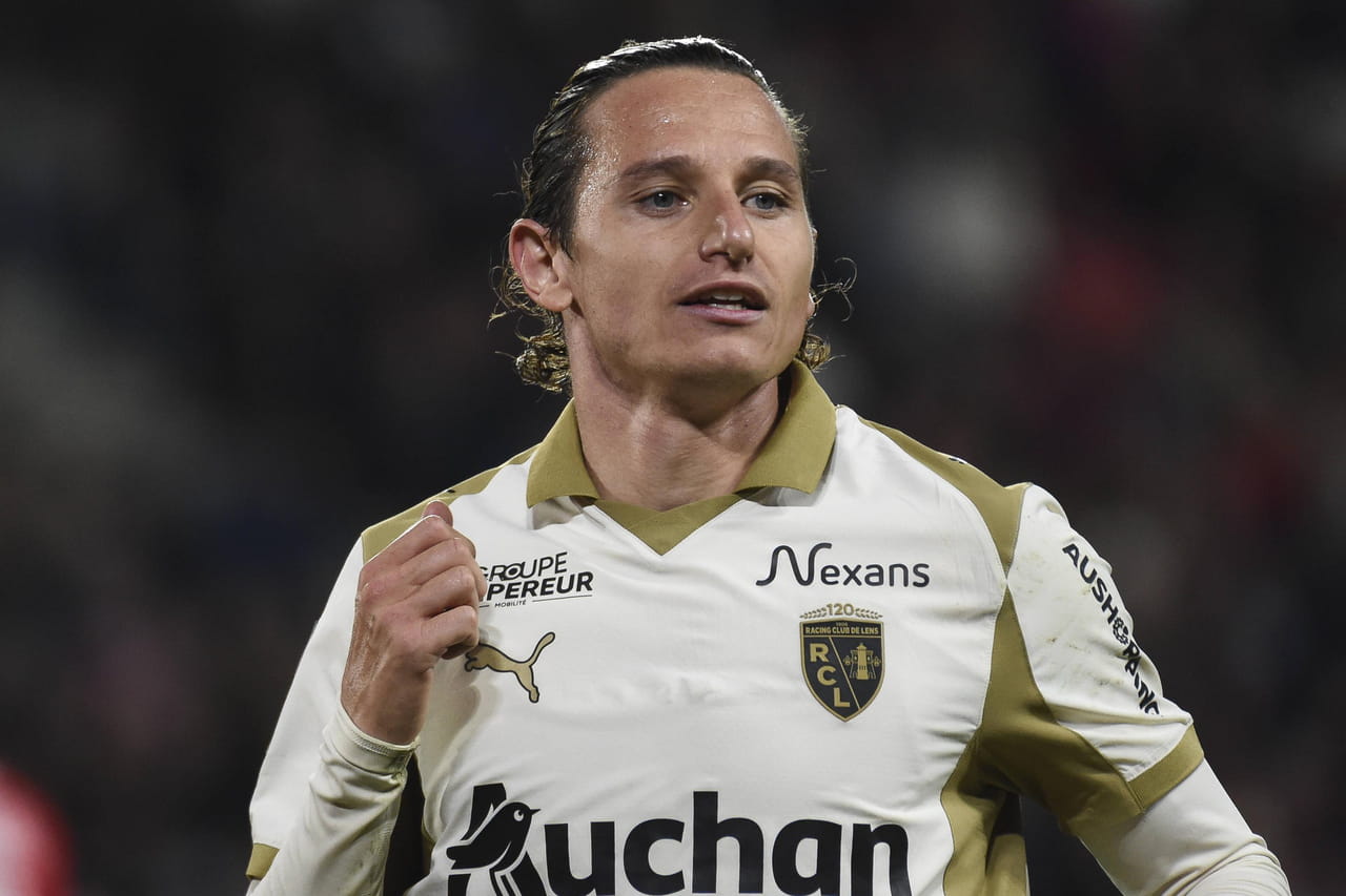 Ligue 1 : l'OM et Paris piétinent, Lens prend la tête, résultats et classement