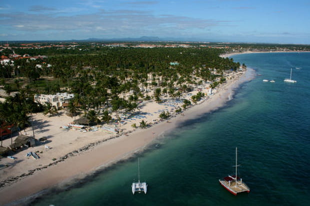 Le long de la côte d'Ambre