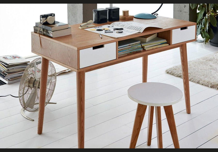 Un bureau r&eacute;tro