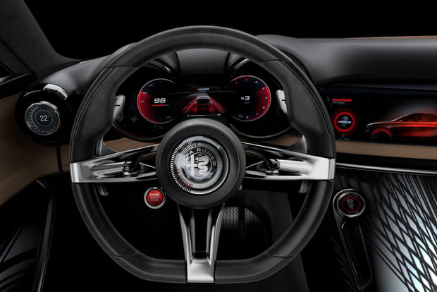 Le poste de conduite du Tonale