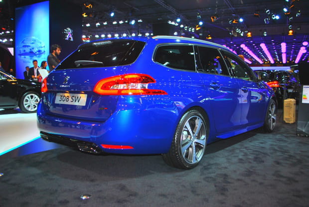 Peugeot 308 GT (arrière)