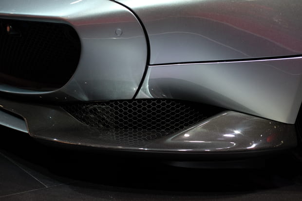 Des prises d'air dans le bouclier avant aussi